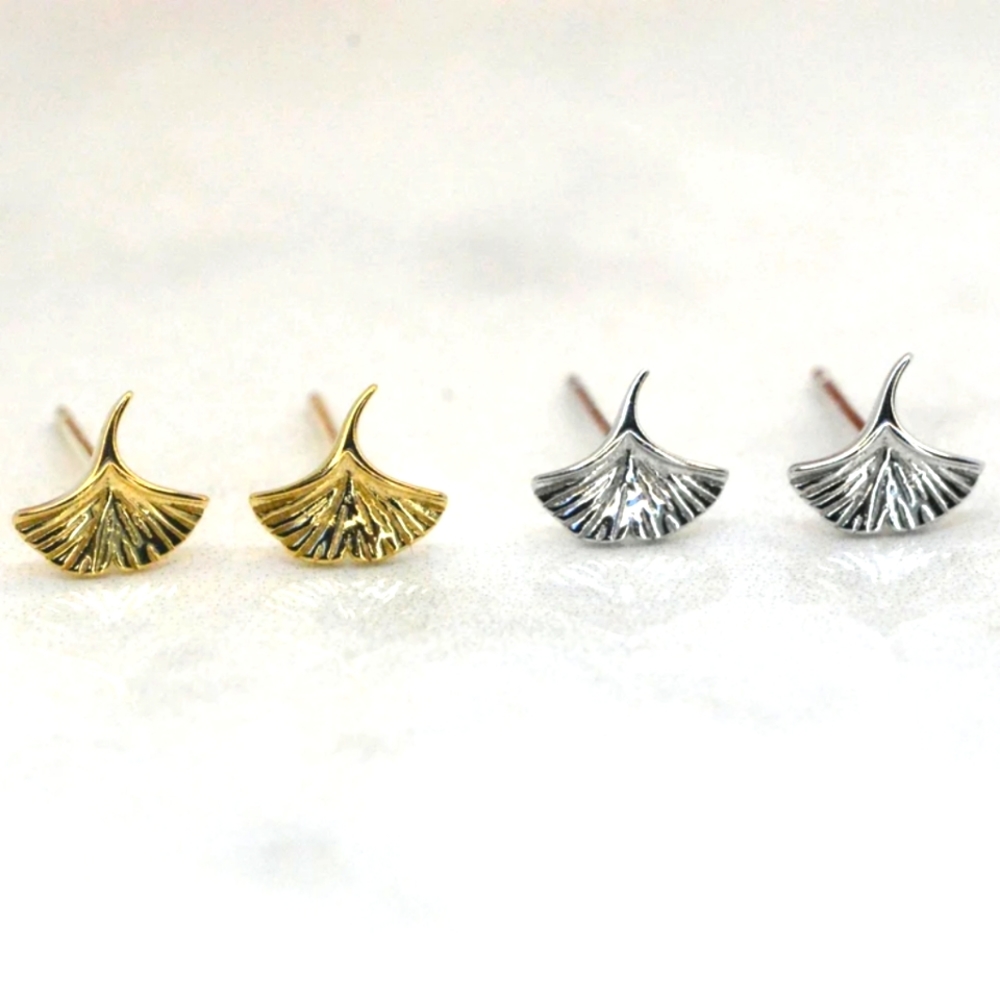 Gingko biloba stud earrings x 2